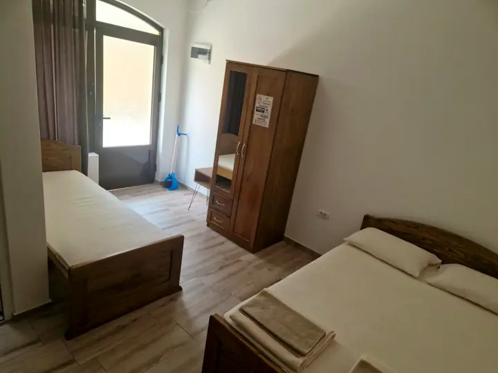 Vila 2 - bračni krevet